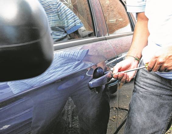Imagen Así es como se roban los carros en Cali