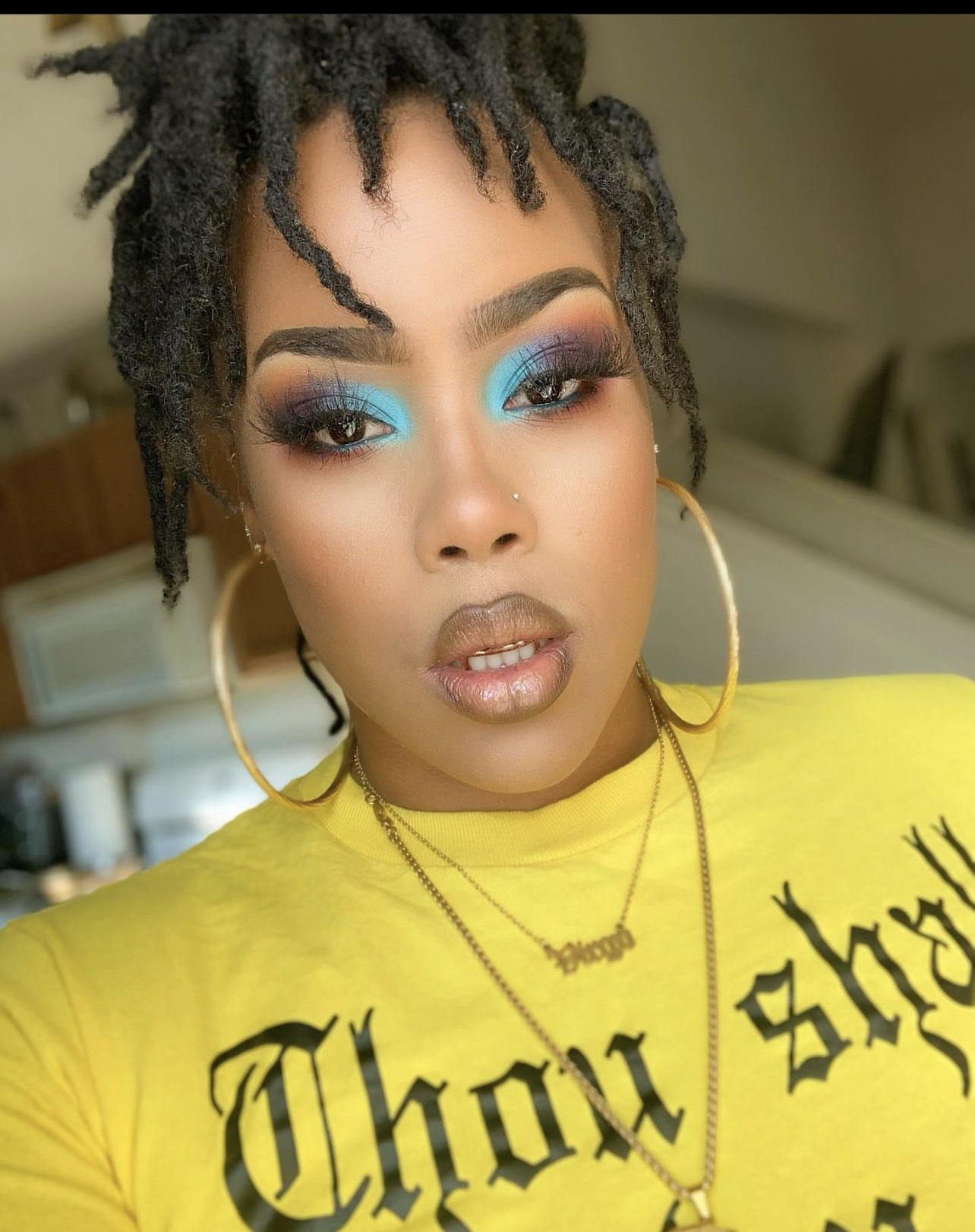 fashion nova_2x.jpg