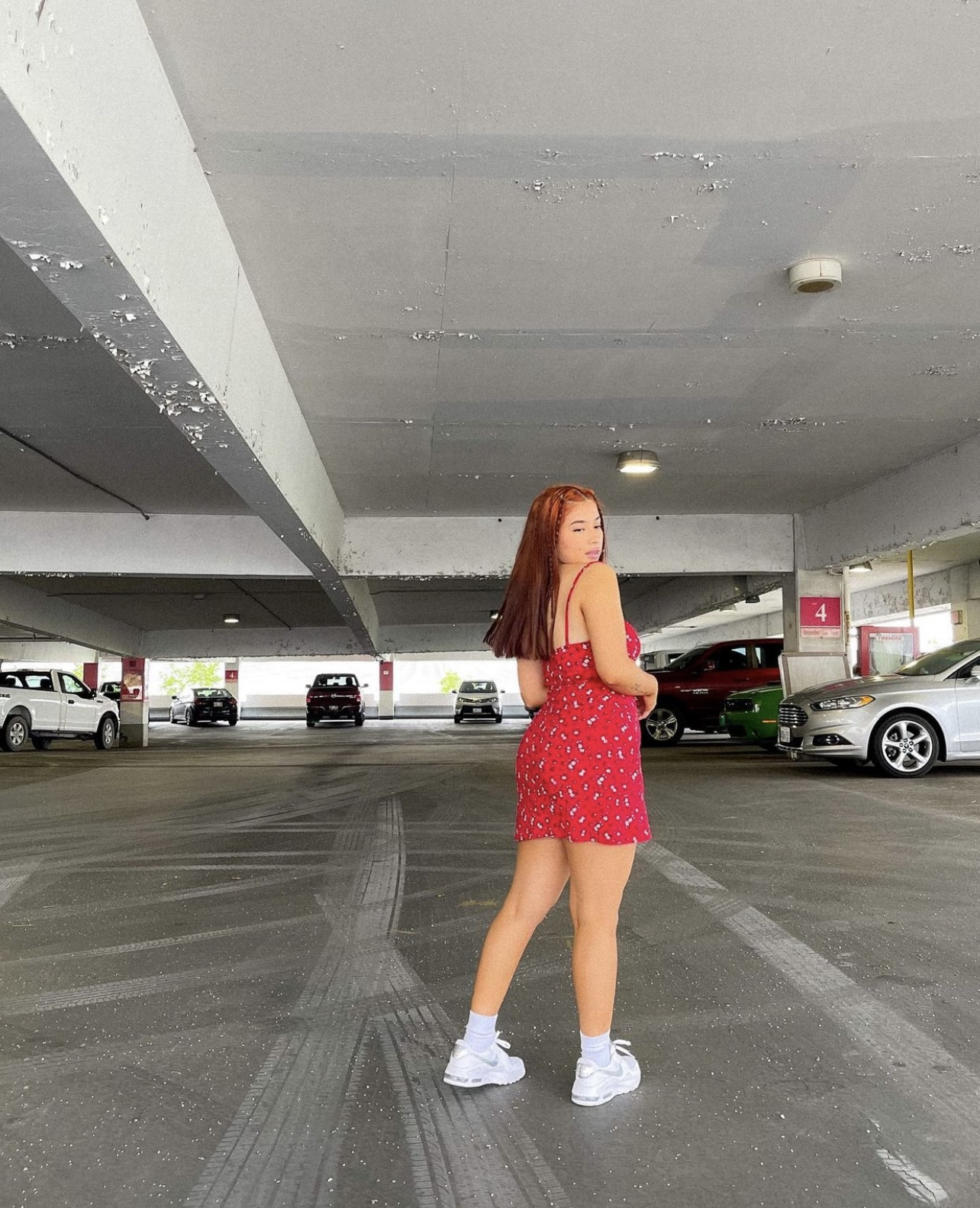fashion nova_2x.jpg