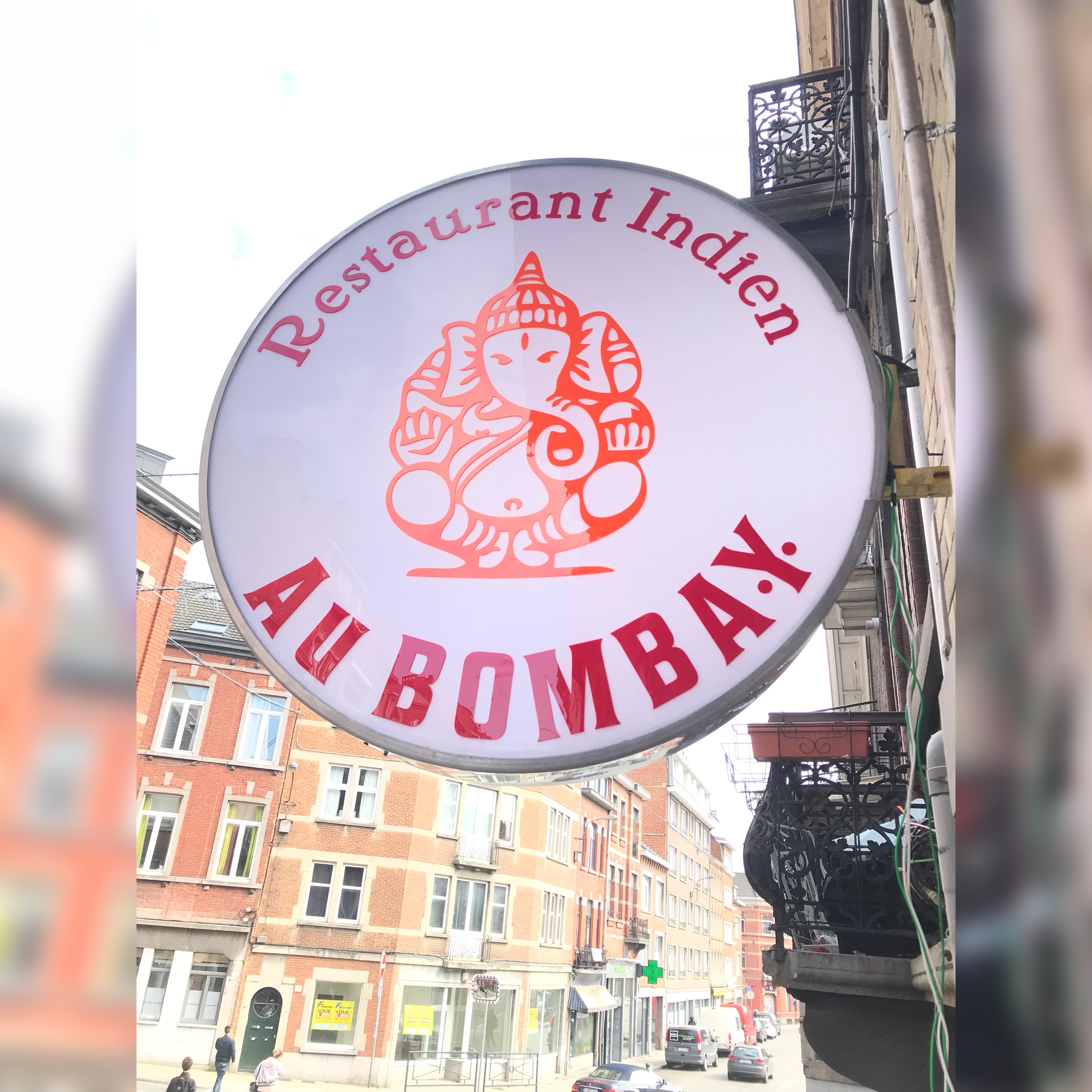 Au Bombay