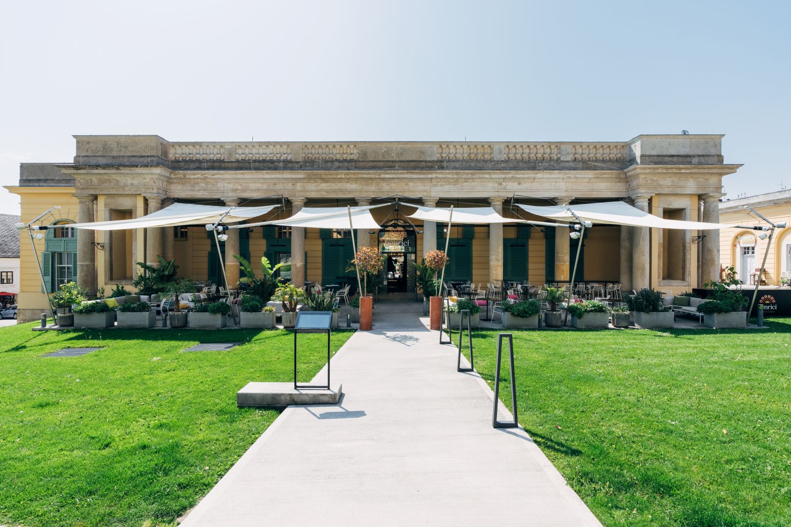 Henrici Restaurant